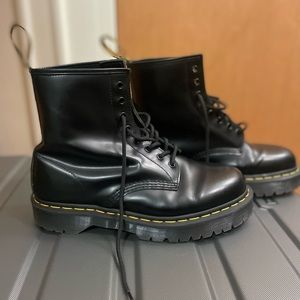 Dr.Marten Boots